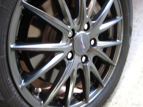 タイヤ保管サービス